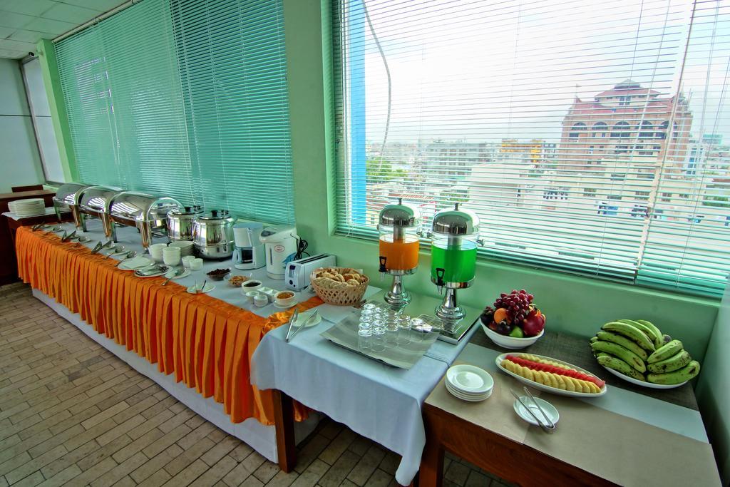 Hotel A1 Мандалай Екстер'єр фото