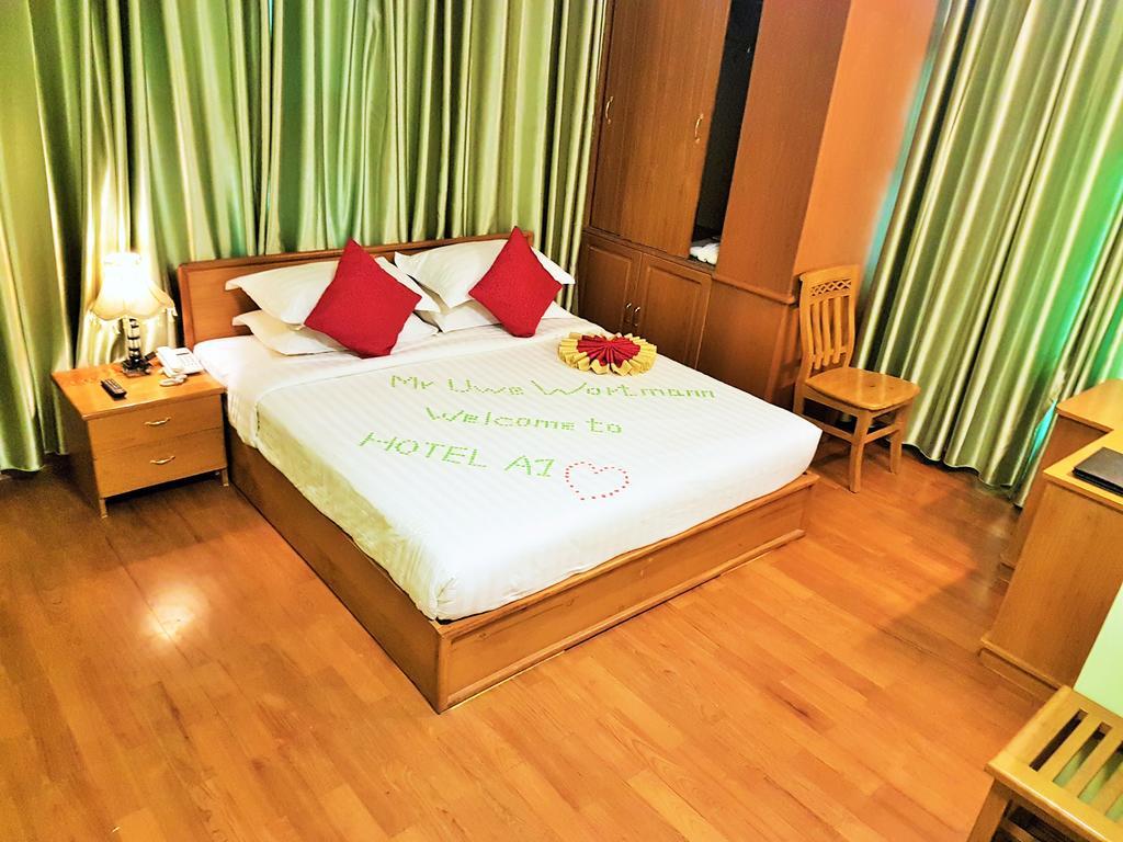 Hotel A1 Мандалай Екстер'єр фото